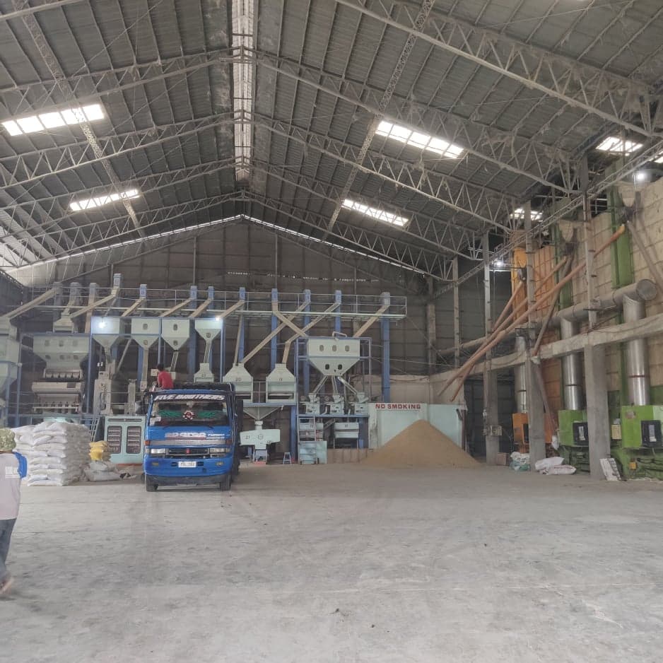 2 Has Lot with Rice Mill ,Sorter and Hammer mill - photo 5