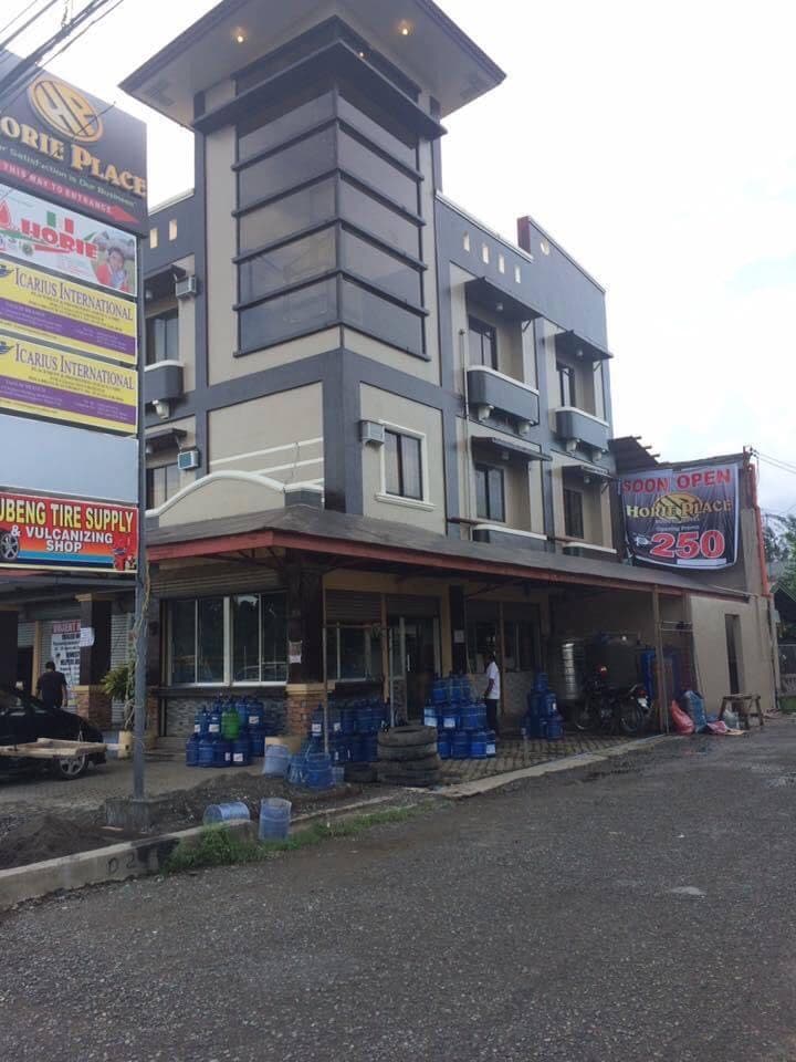 3 storey hotel with 26 rooms and 4 commercial spaces - photo 2