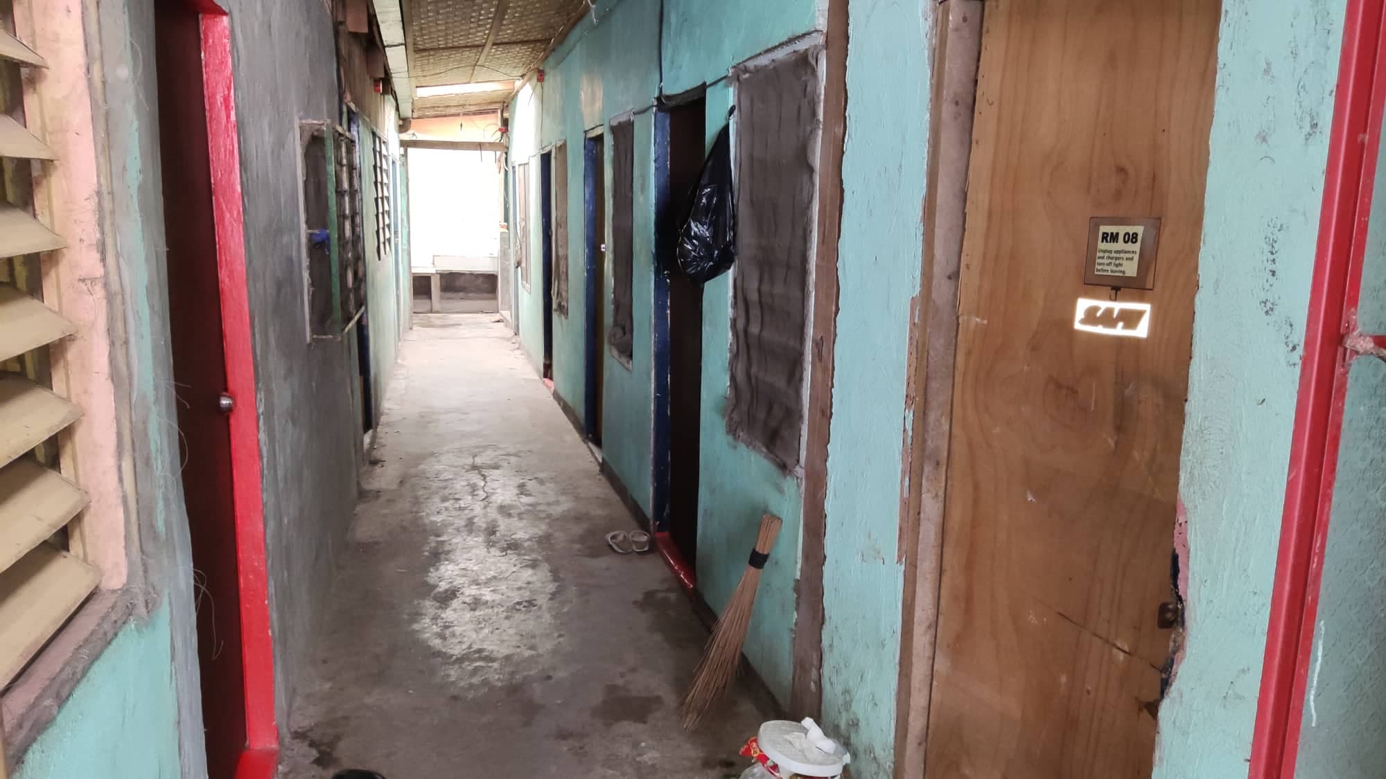 INCOME GENERATING COMMERCIAL BUILDING WITH BOARDING HOUSE CORNER LOT - photo 4