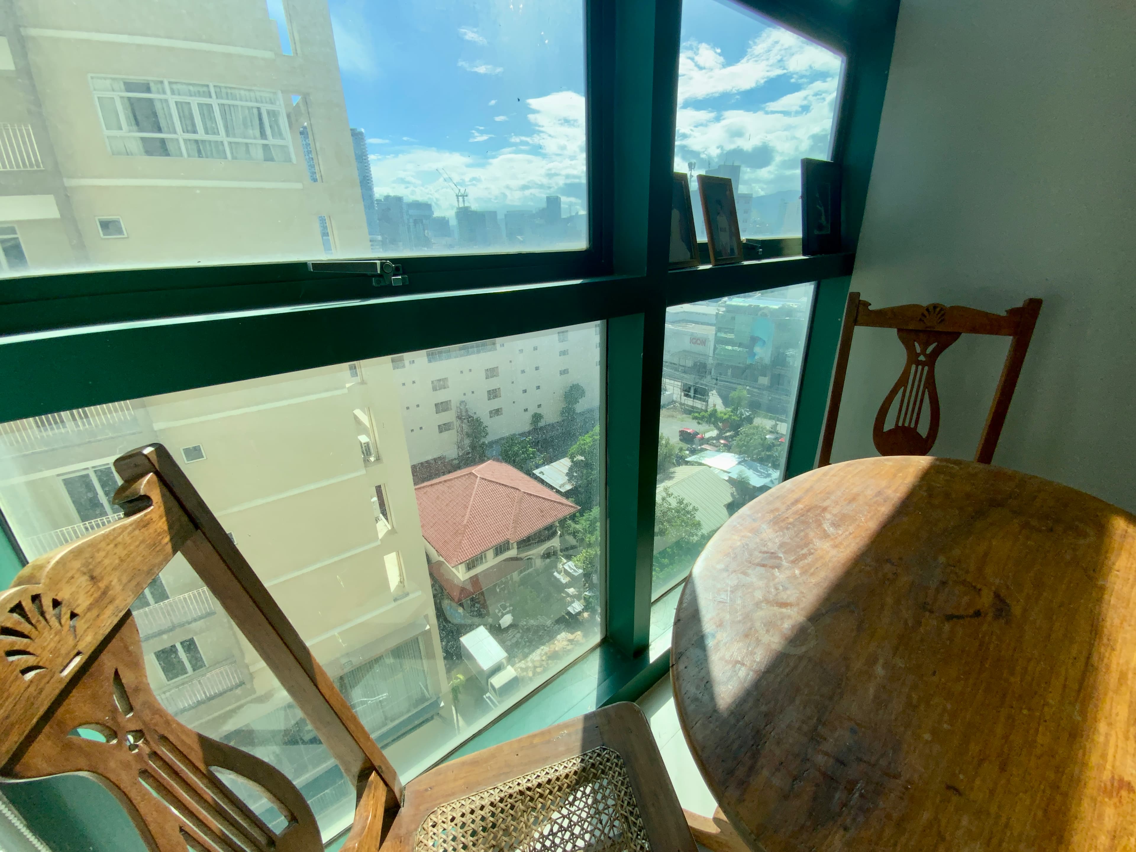 Spacious and well-lit 1 bedroom condo - photo 4