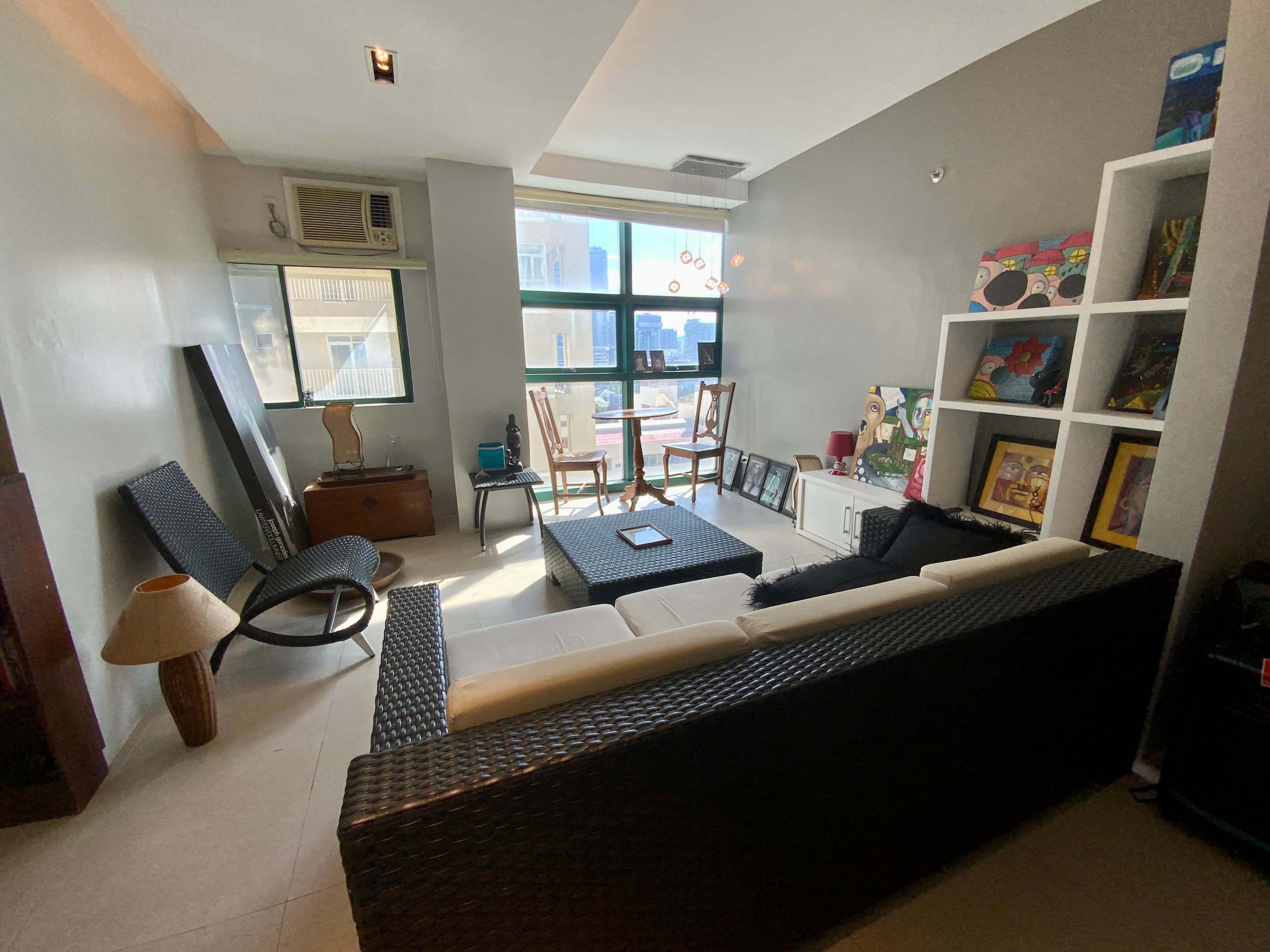 Spacious and well-lit 1 bedroom condo - photo 3
