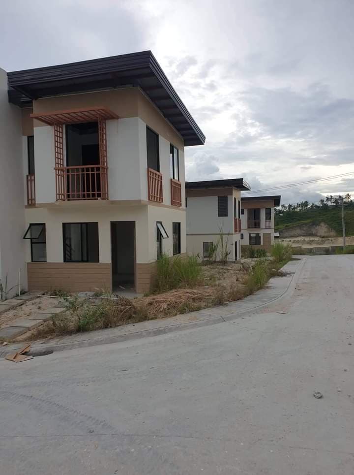 TOWNHOUSE A End unit - photo 2