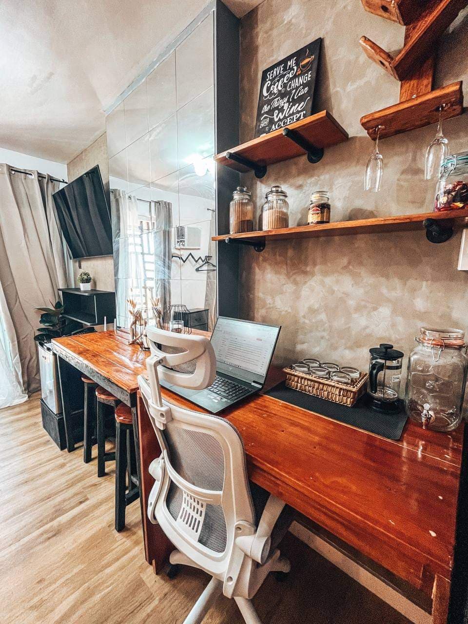 Antarra Studio For Rent - photo 1