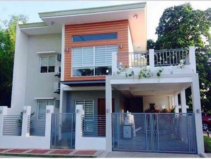 5 bedrooms single attached house and lot in Davao City, near Davao International Airport