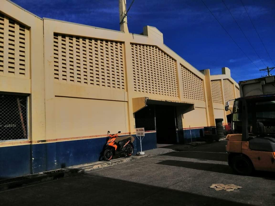 WAREHOUSE FOR RENT - photo 3