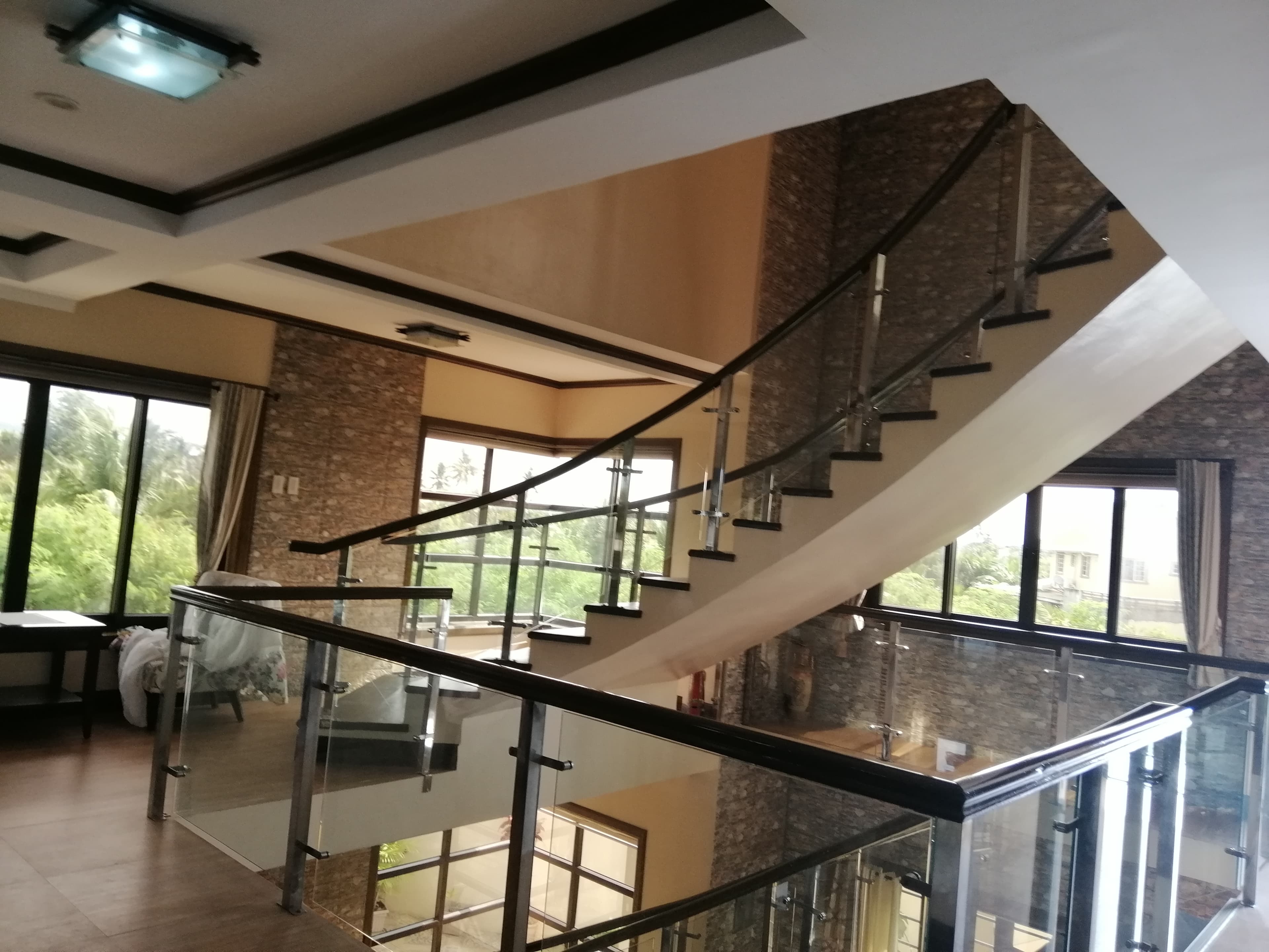 LUXURIOUS 3StoreyHOUSE AND LOT SD in CORONA DELMAR - photo 4