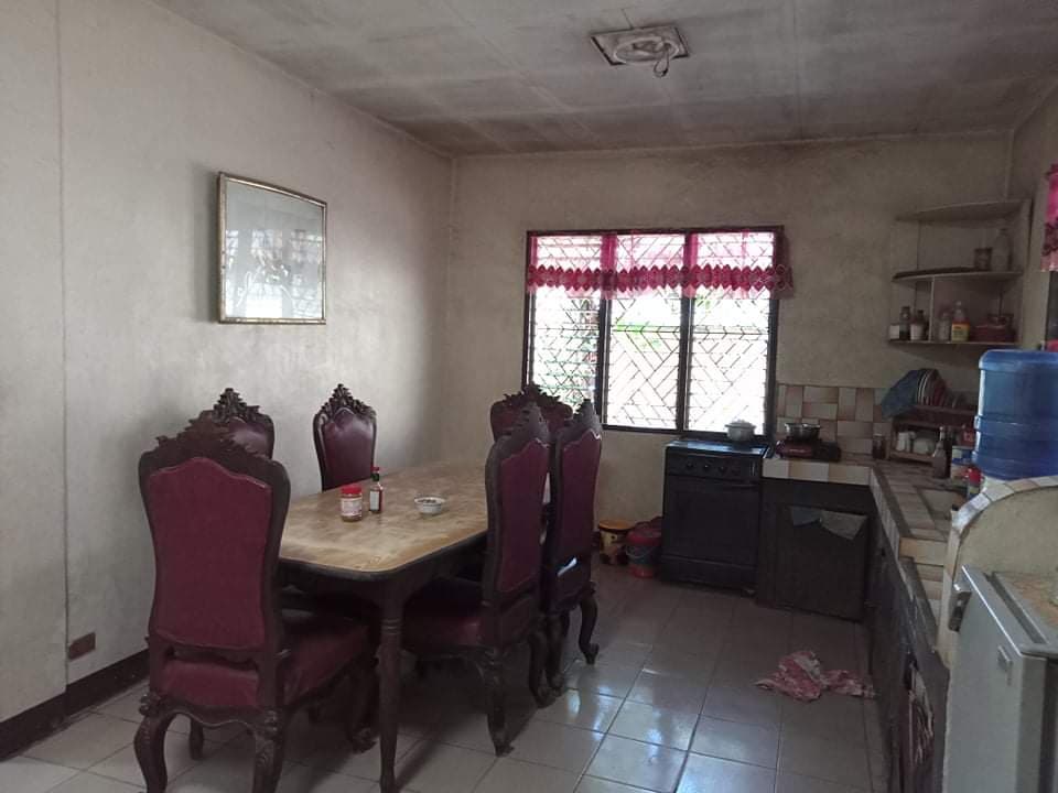 ONE STOREY OLD HOUSE FOR SALE - photo 3