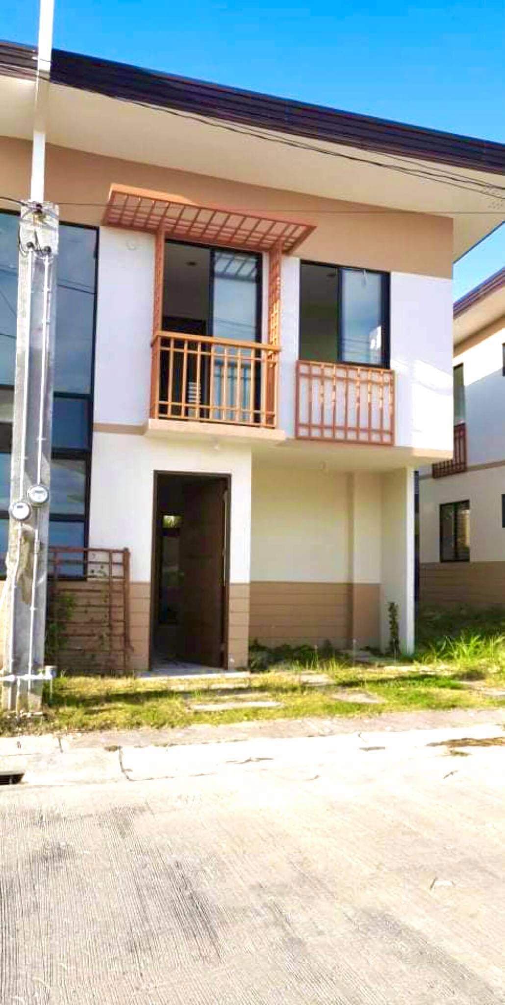 Rent to OWN Seaview End Unit CM Naga