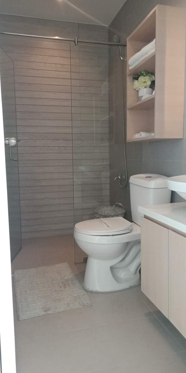 Studio unit for sale/ assume - photo 4