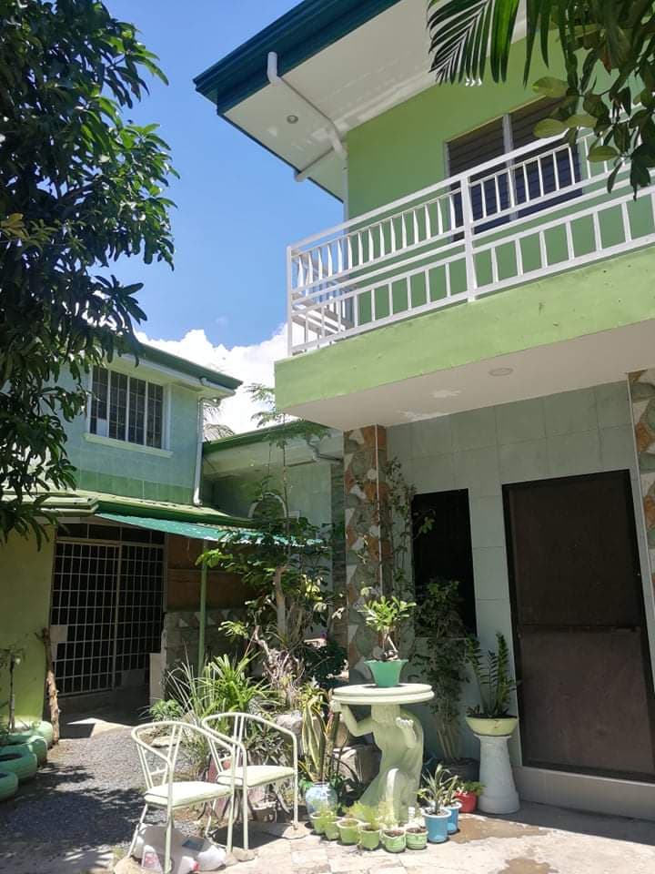 House and lot in Talisay - photo 1