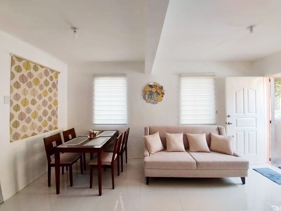 JD Lessandra End Unit - photo 2