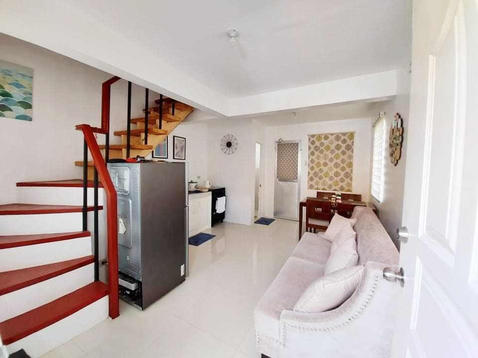 JD Lessandra End Unit