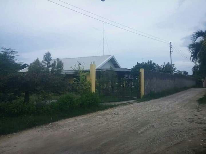 Fully Furnished House and Lot In Can-asujan Car Car Cebu City - photo 5