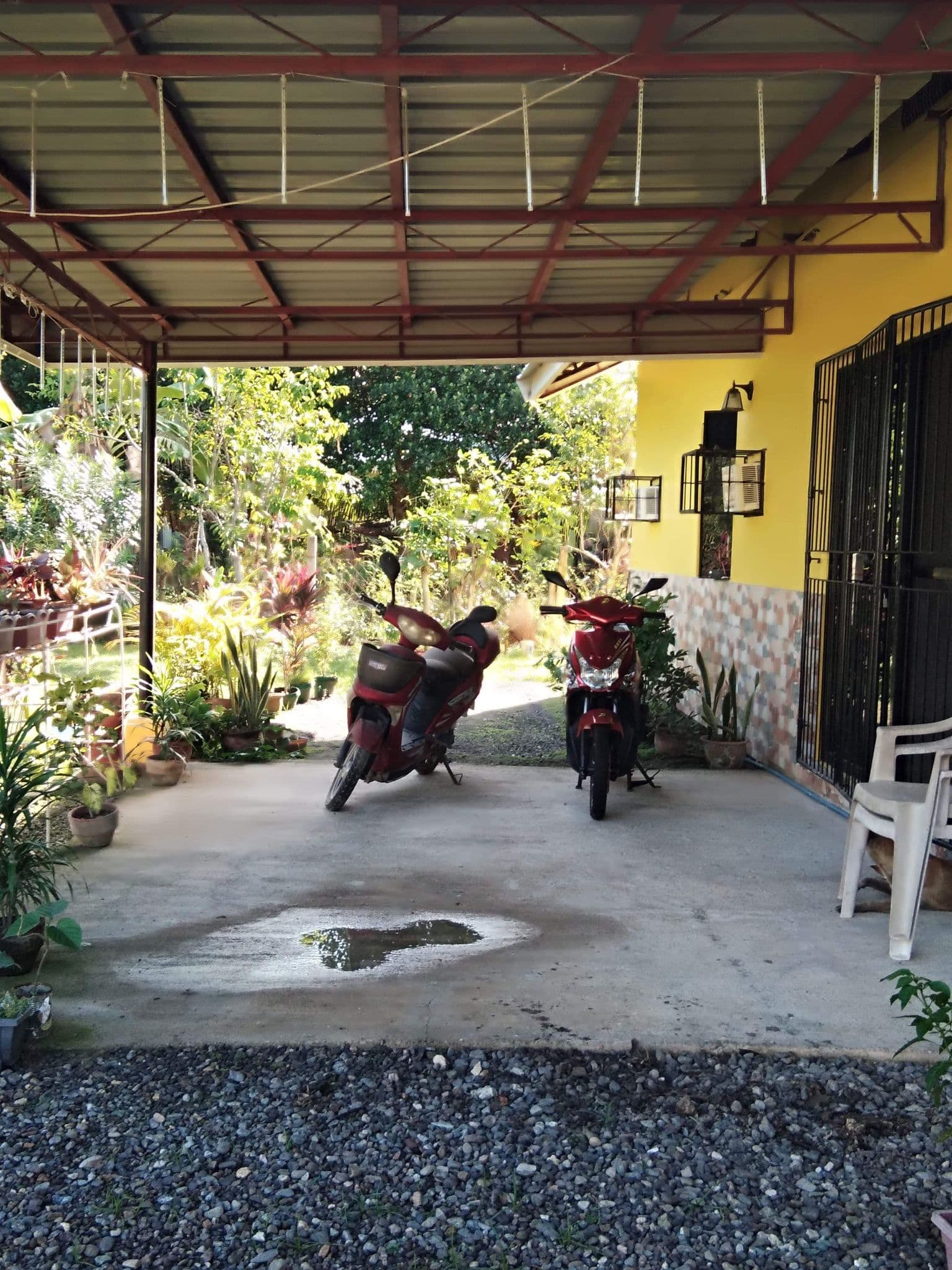 Fully Furnished House and Lot In Can-asujan Car Car Cebu City - photo 4