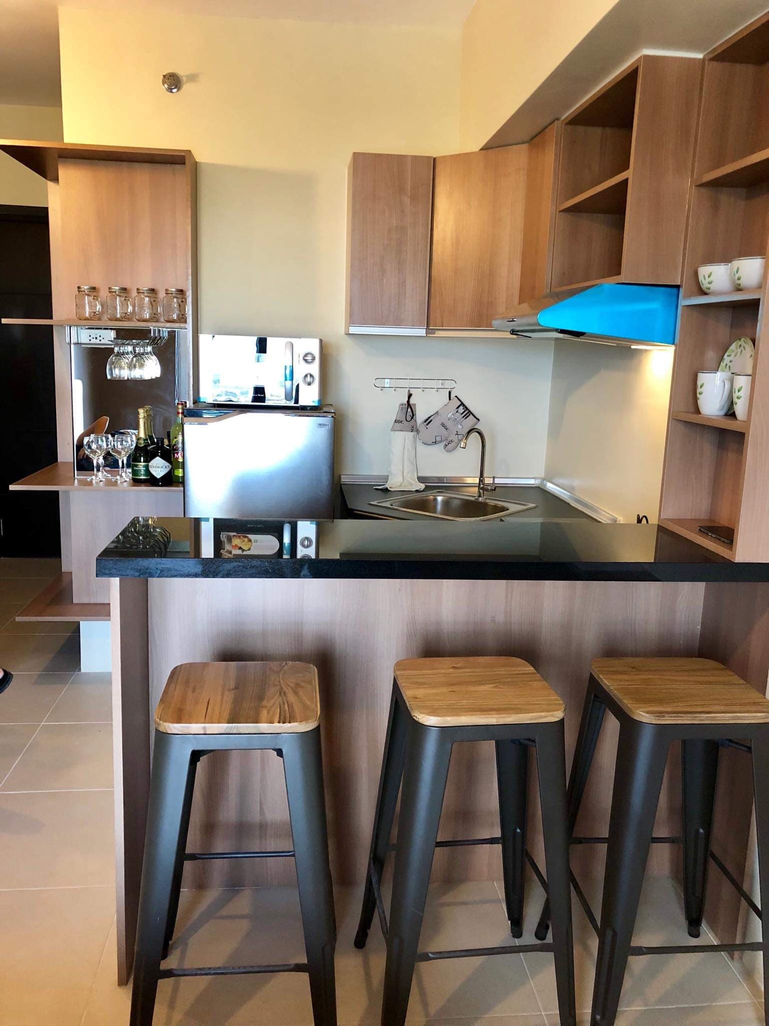 Fully Furnished Avida Riala ST for Sale! - photo 5