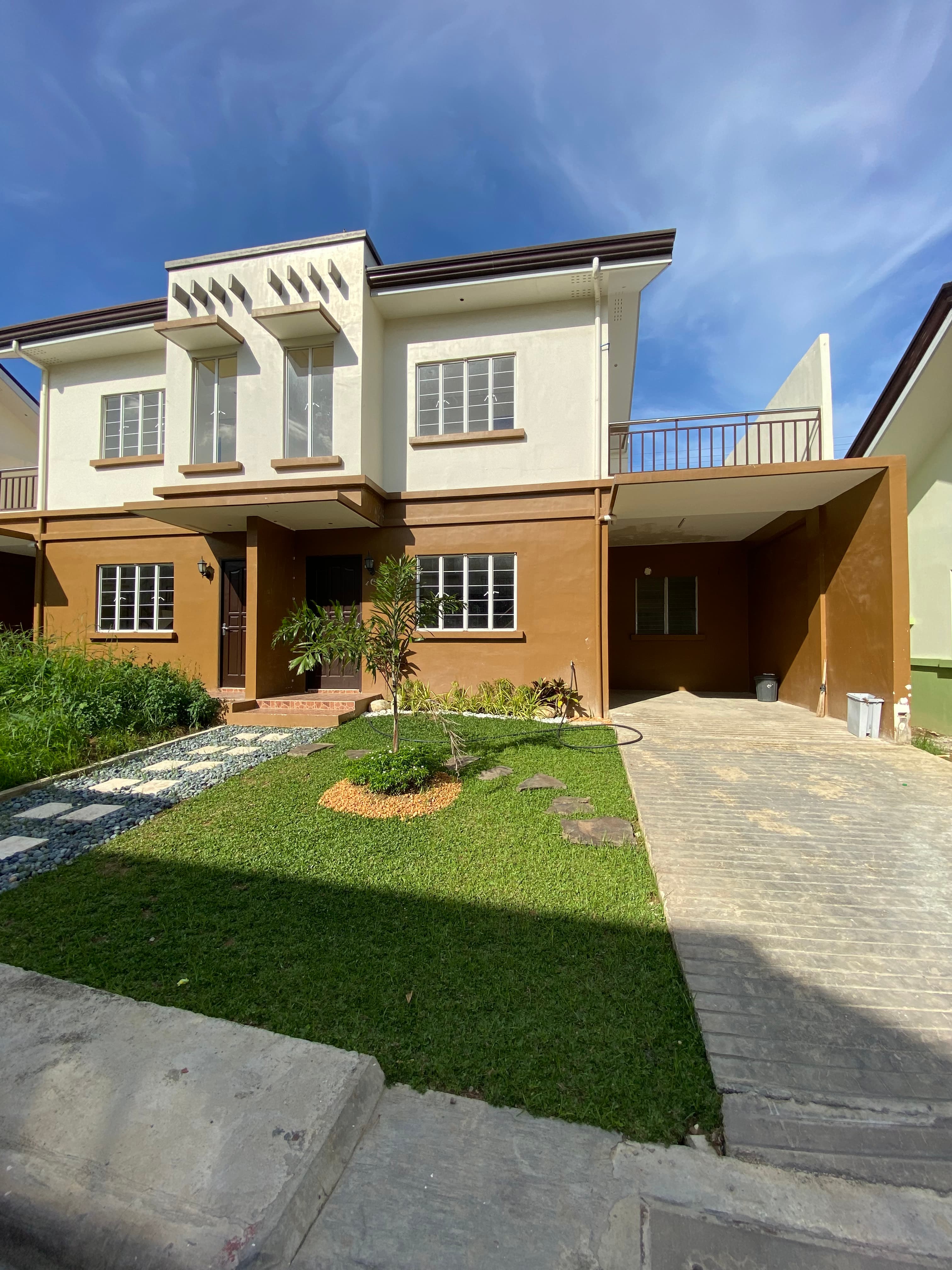 Unfurnished House & Lot for Sale in Talisay City
