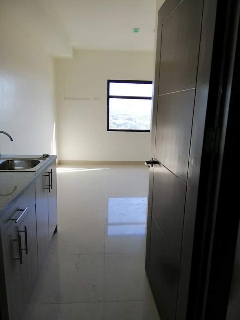 Semi Furnished Studio in Casa Mira Labangon