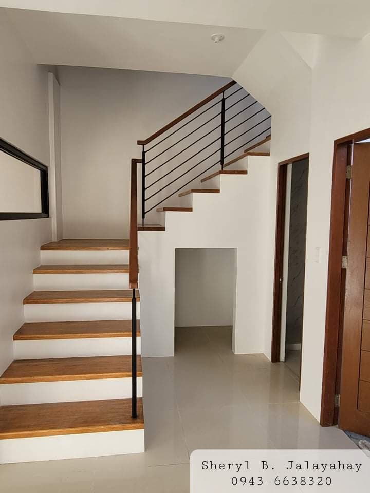 Townhouse for assume - photo 3