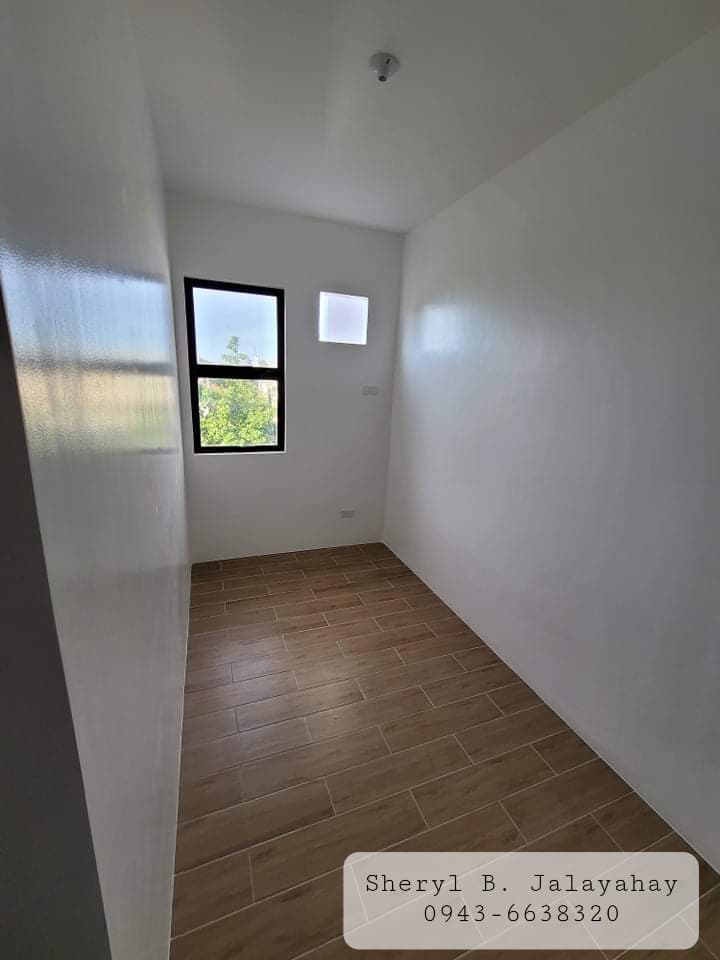 Townhouse for assume - photo 7