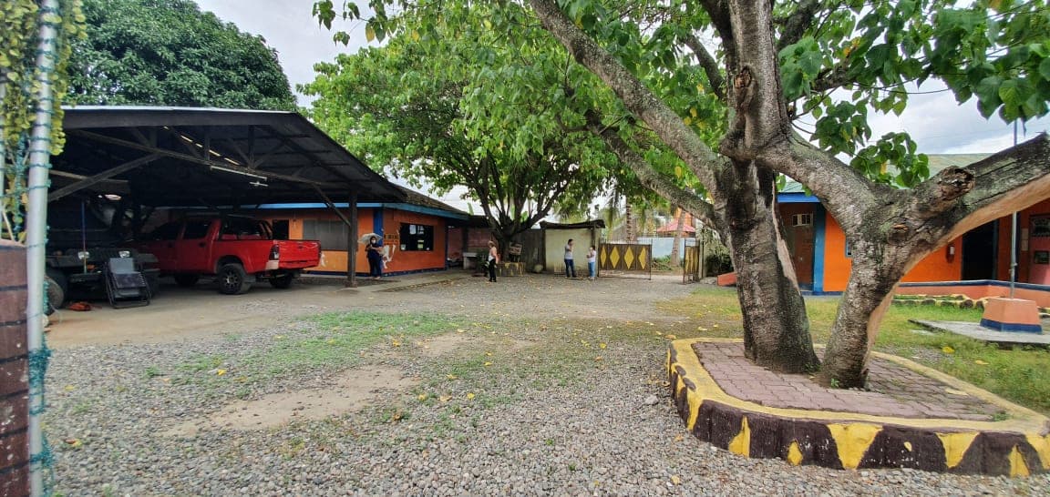 GUINTO PROPERTY W/ BUILDING STRUCTURES