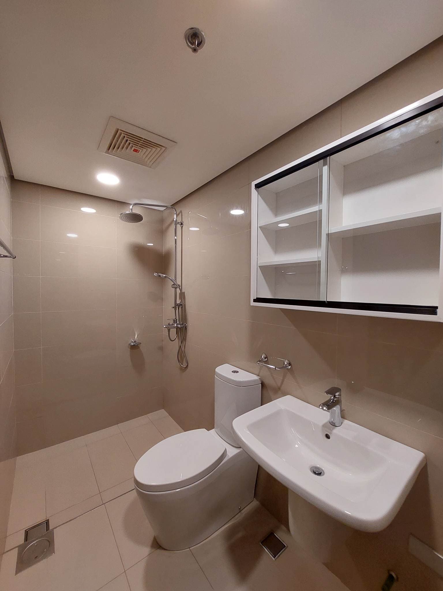 38 PARK STUDIO UNIT FOR RENT - photo 6