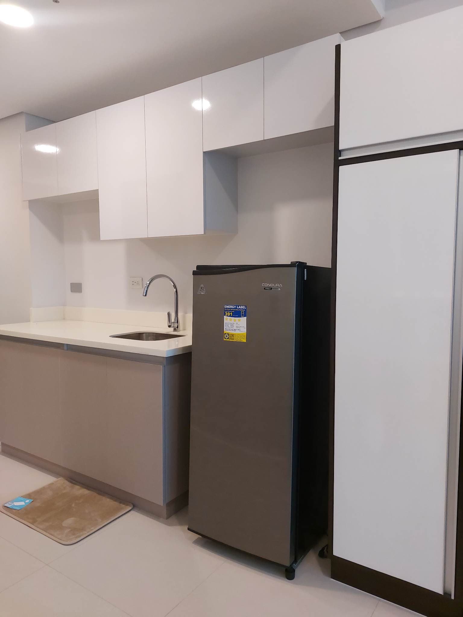 38 PARK STUDIO UNIT FOR RENT - photo 5