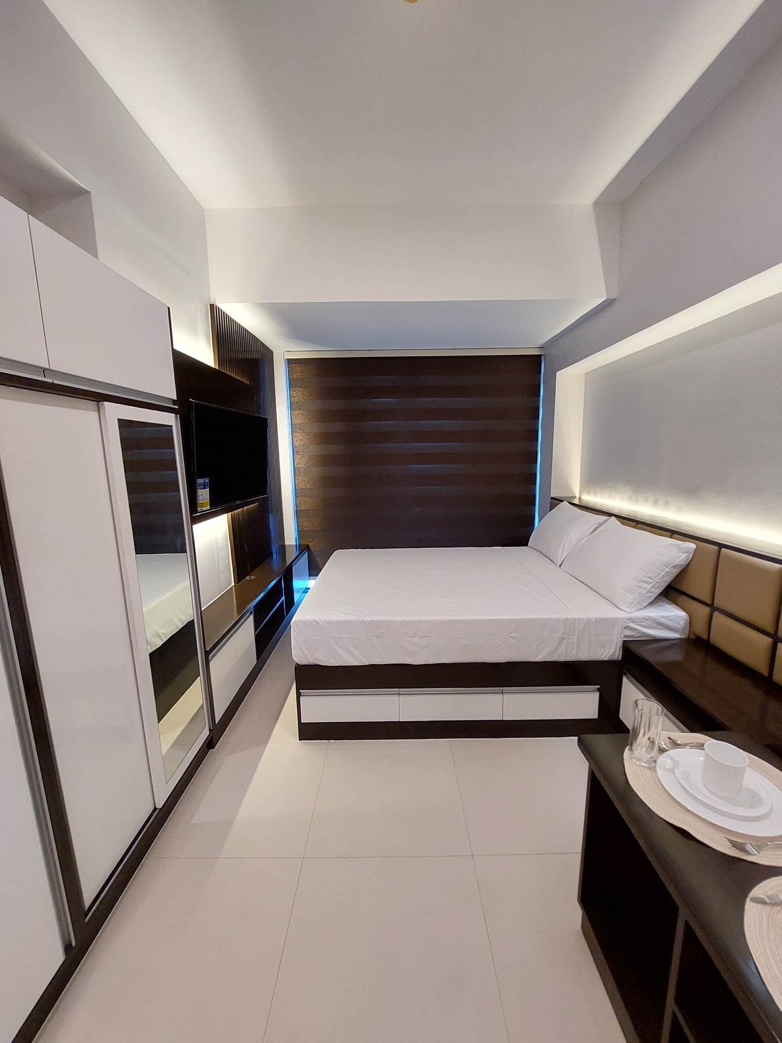 38 PARK STUDIO UNIT FOR RENT - photo 1