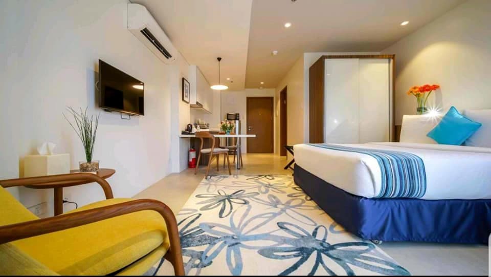 RUSH SALE!!!! 2BR Tambuli Seaside Living Tower D (3rd floor) - photo 3