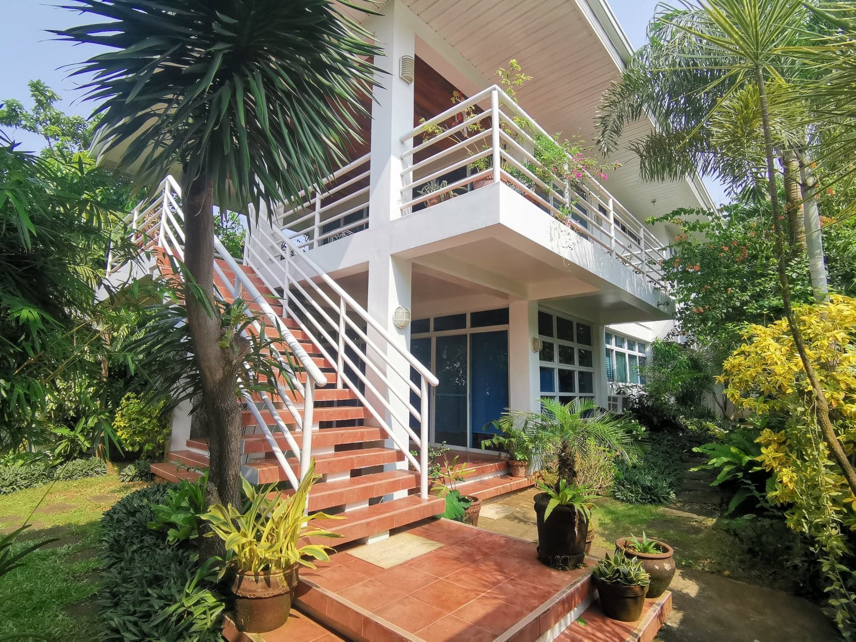 300 sqm House & Lot in Boracay