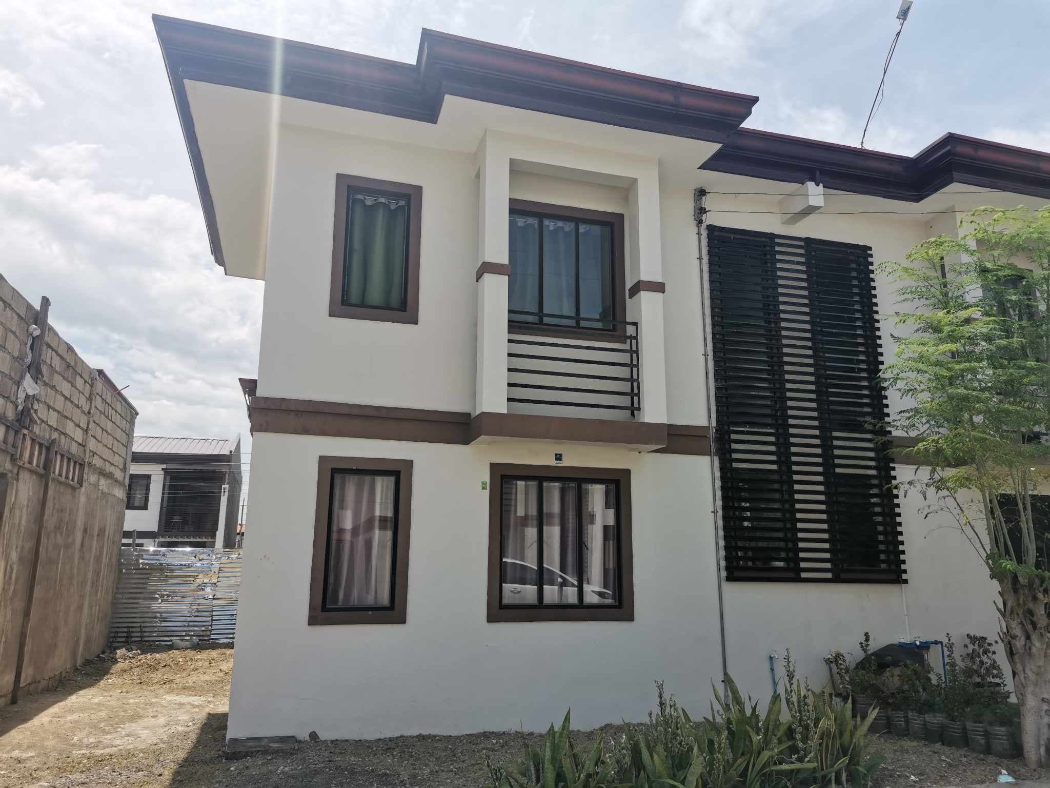 House and Lot - photo 5