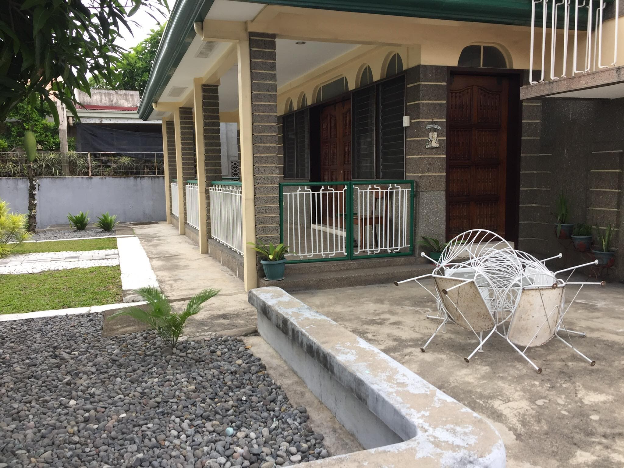 JUNA SUBD HOUSE AND LOT - photo 3