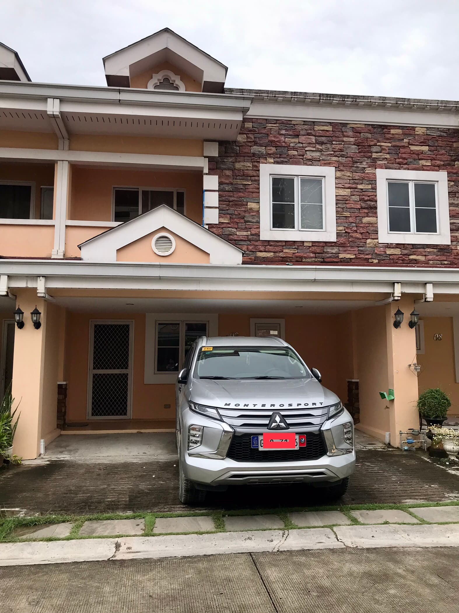 Woodcrest residence - photo 2