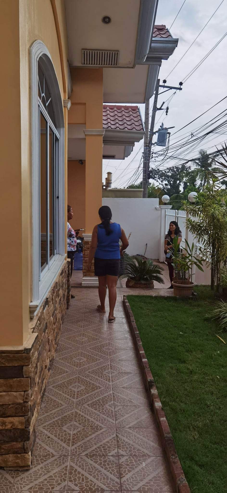 House and Lot For Sale in Mandaue City Cebu - photo 2