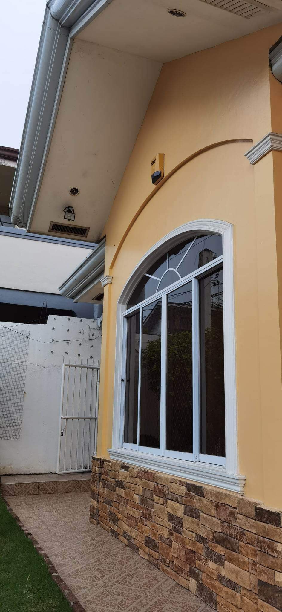 House and Lot For Sale in Mandaue City Cebu - photo 3