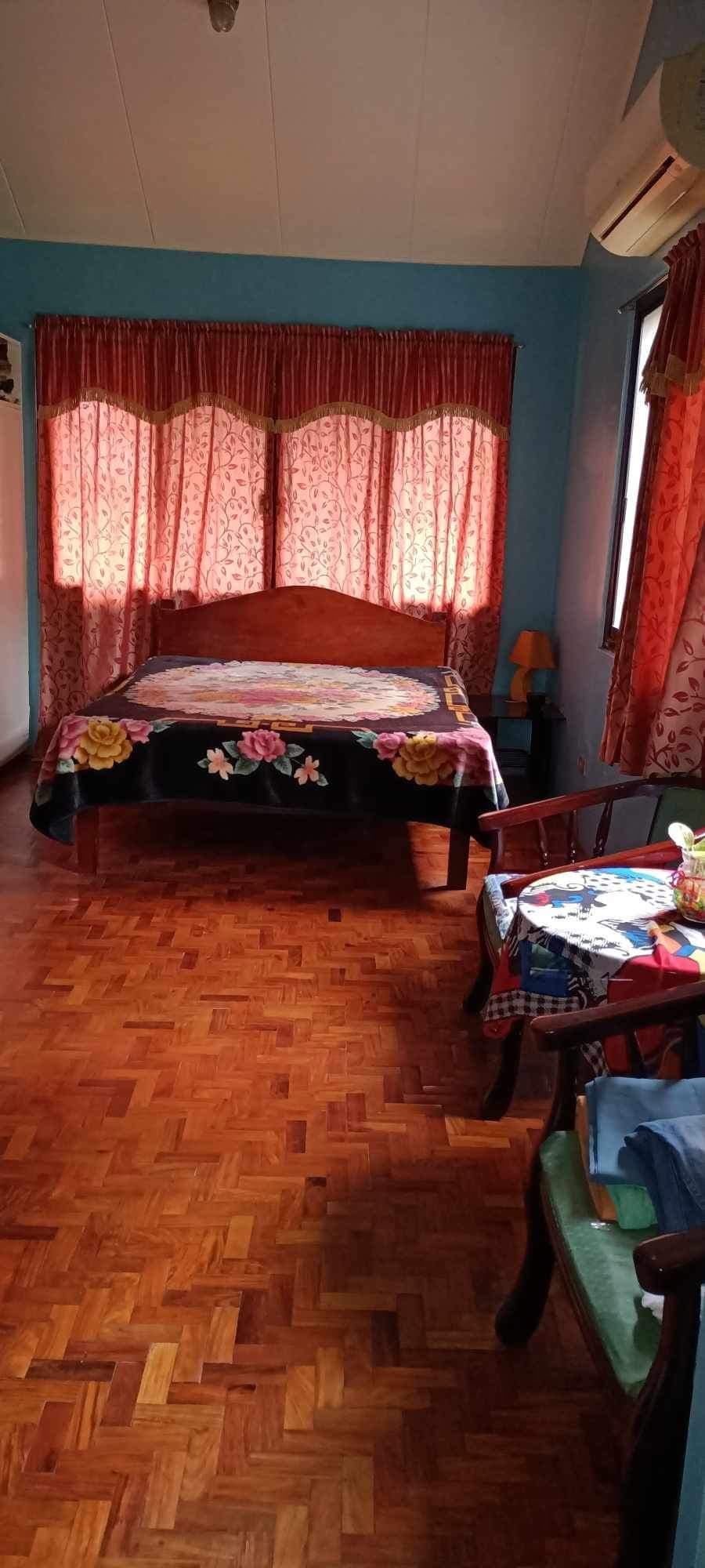 SINGLE-DETACHED HOUSE WITH BIG LOT - photo 2