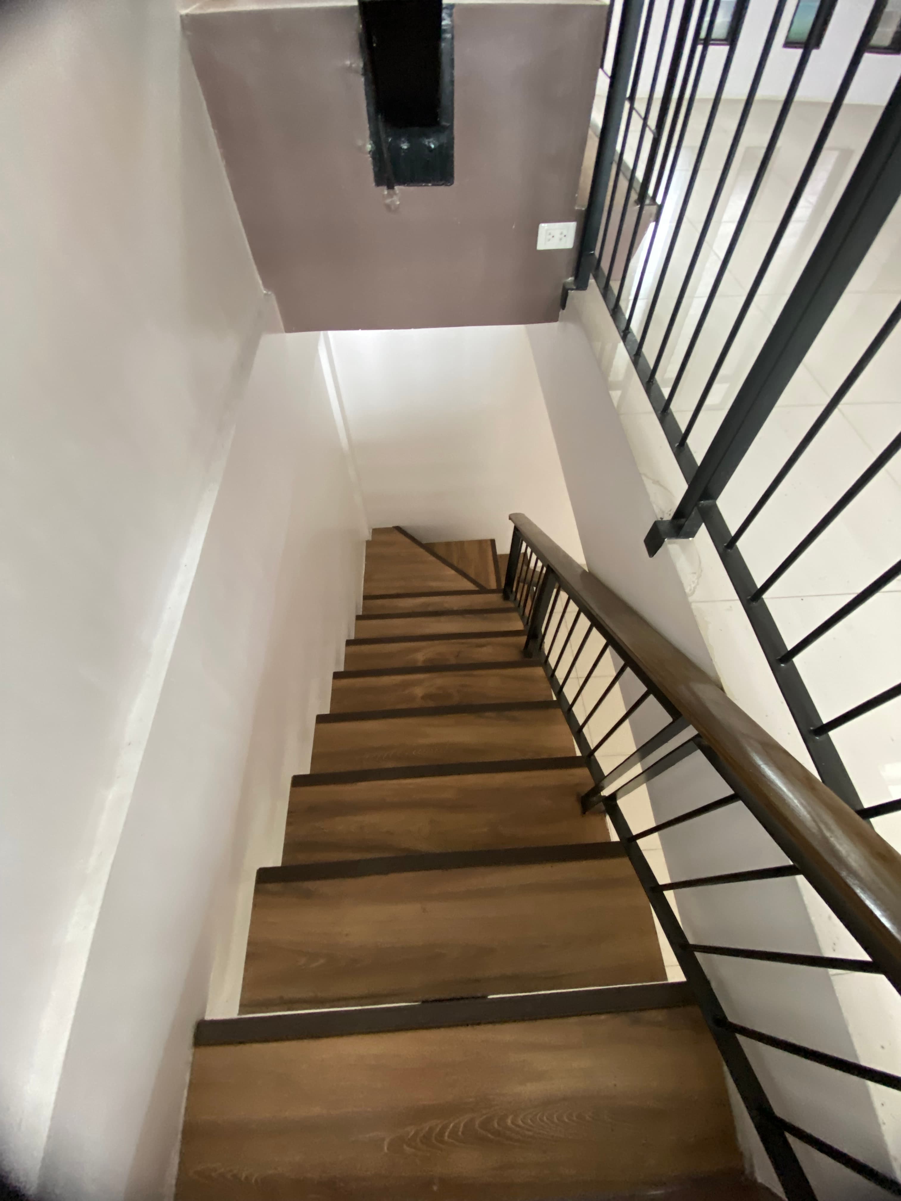 MODERN TOWNHOUSE W/ BASEMENT HUNDRED METERS AWAY TO HIGHWAY - photo 7