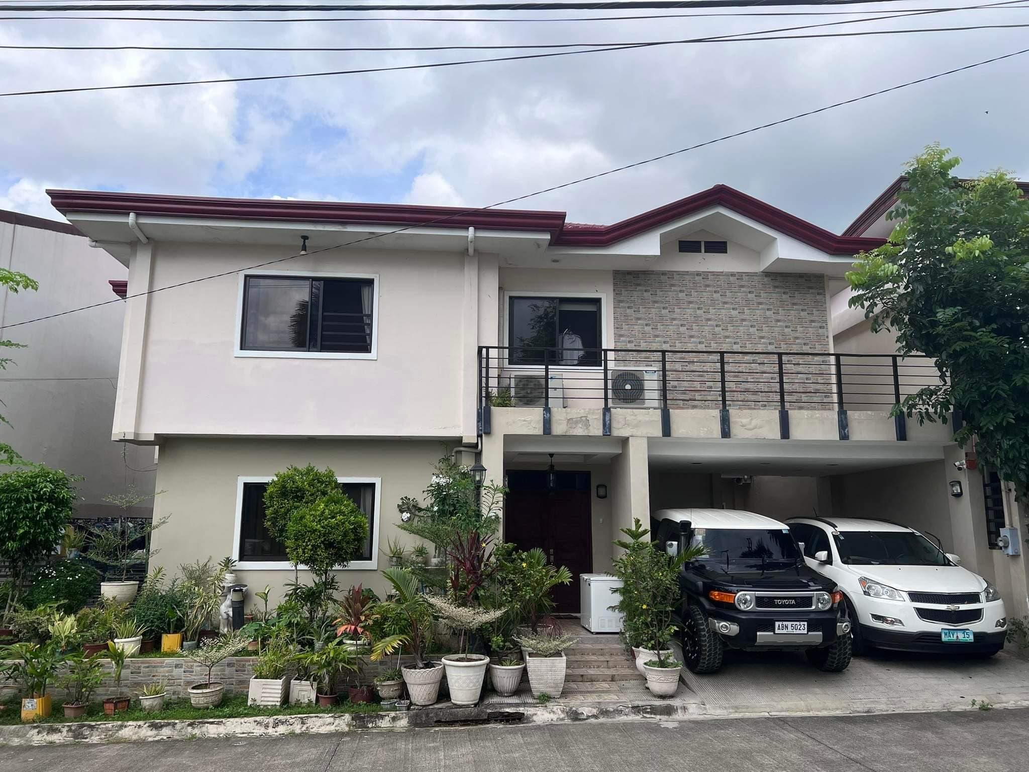 2 Storey House and Lot in Mahogany Grove