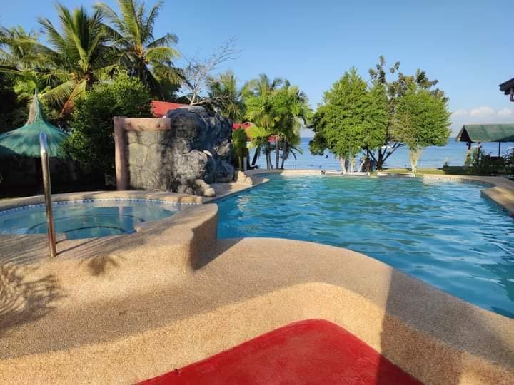 Beach Resort in Moalboal for Sale - photo 2