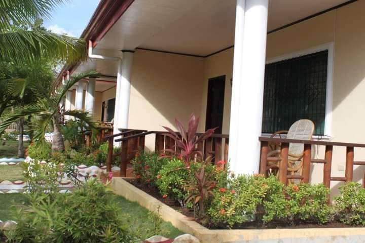 Beach Resort in Moalboal for Sale - photo 4