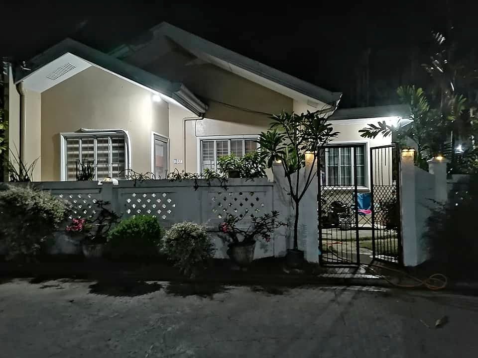 BF Townhomes - Bungalow house and lot for sale with FREE appliances & furnishings