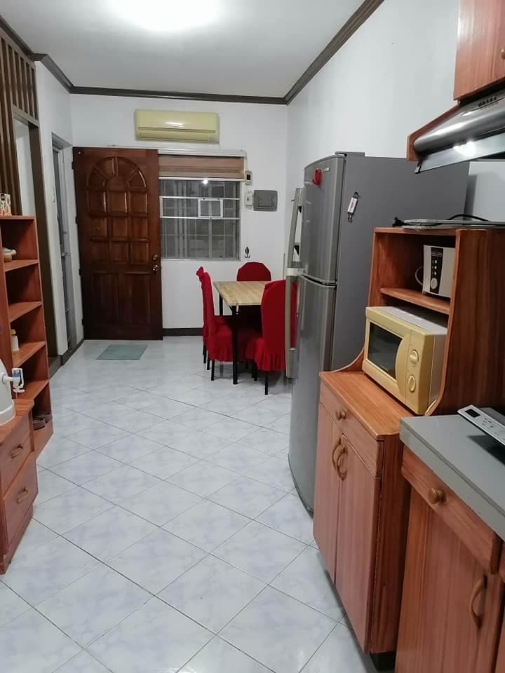 BF Townhomes - Bungalow house and lot for sale with FREE appliances & furnishings - photo 3