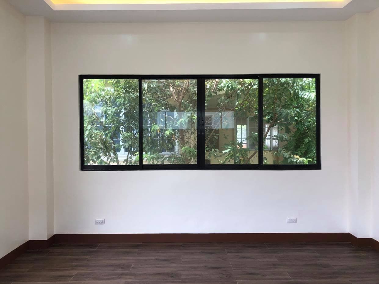 CORONA DEL MAR HOUSE & LOT FOR SALE