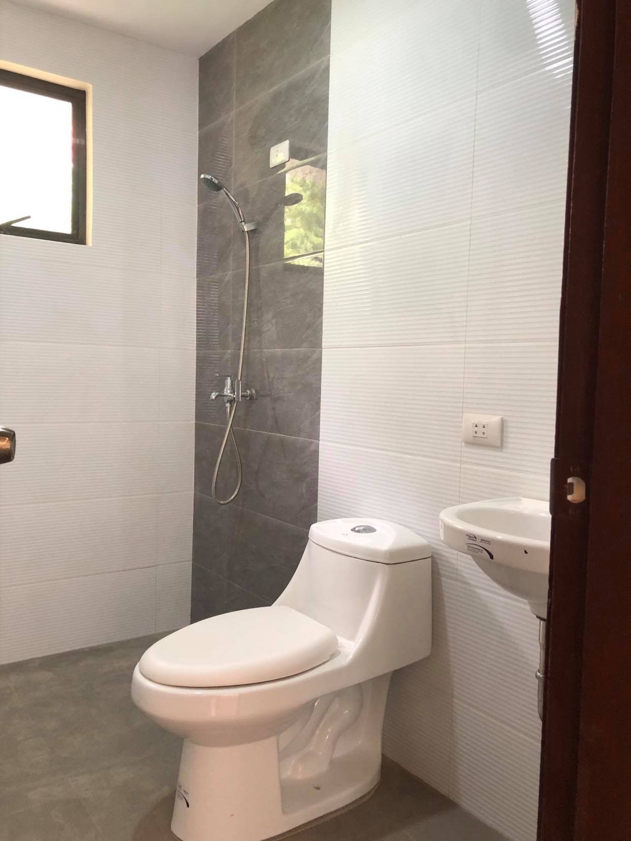 CORONA DEL MAR HOUSE & LOT FOR SALE - photo 5