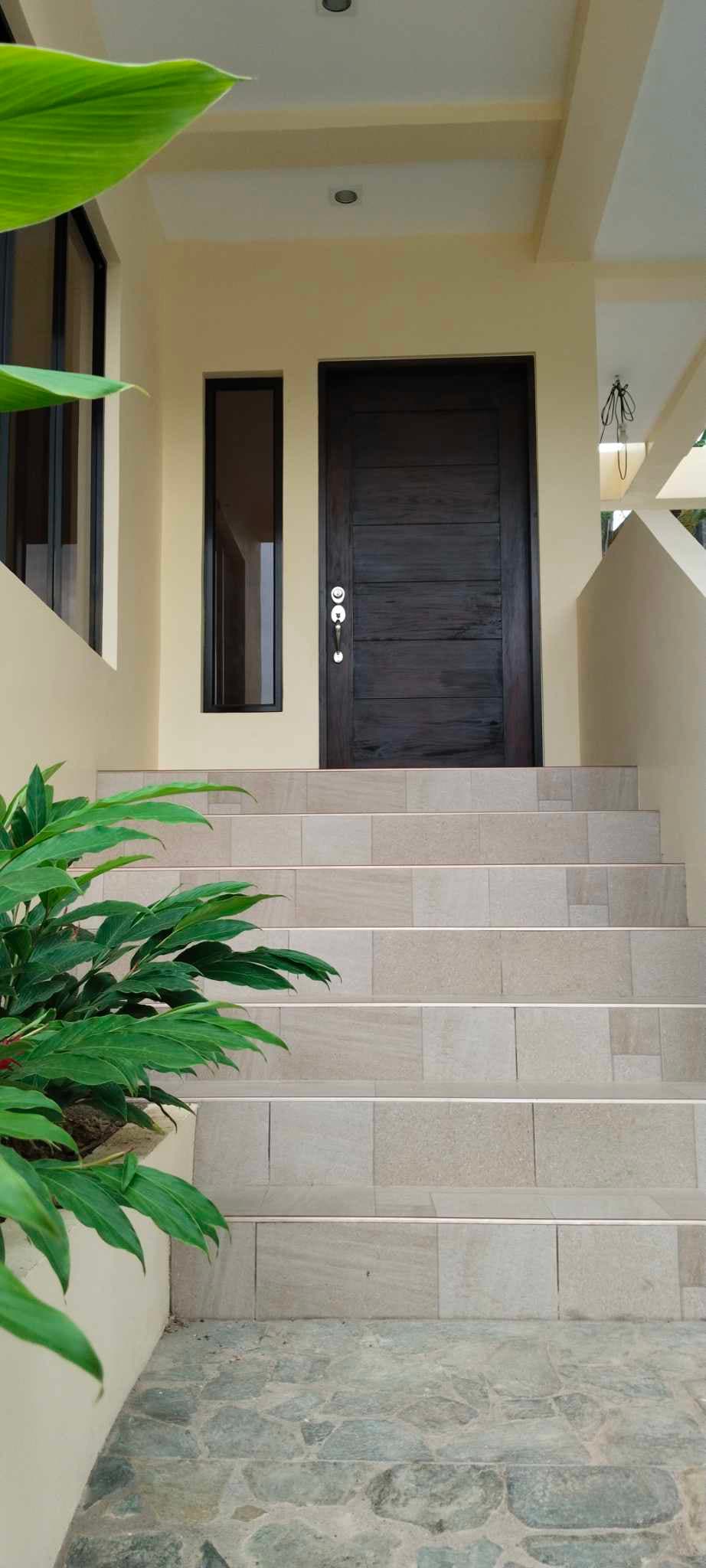 2 Storey House and Lot in Metropolis Subdivision - photo 3