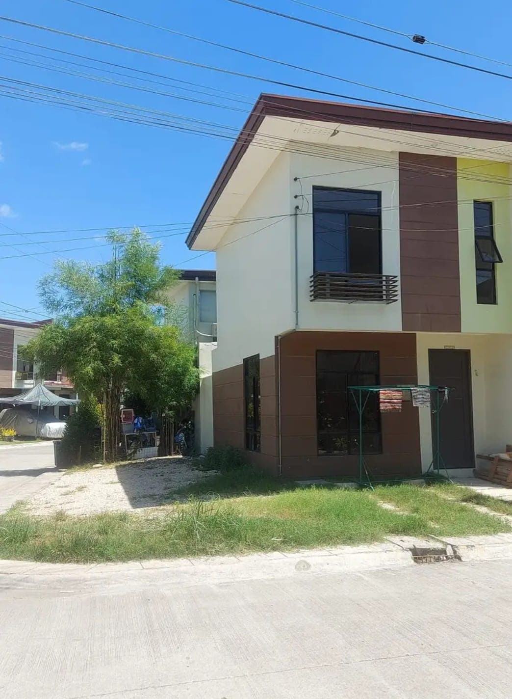 Corner Lot in Evissa Subdivision