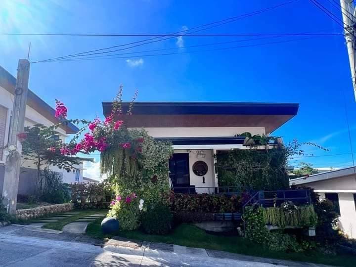 MARKDOWN Fully Furnished House and Lot in AMOA Compostela by Aboitizland