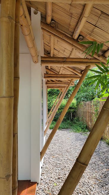 Two-Story Tropical House & Lot For Sale in Dauin, Negros Oriental (Walking distance to the Beach) - photo 4