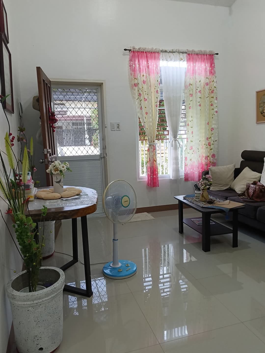 Not yet titled - photo 2