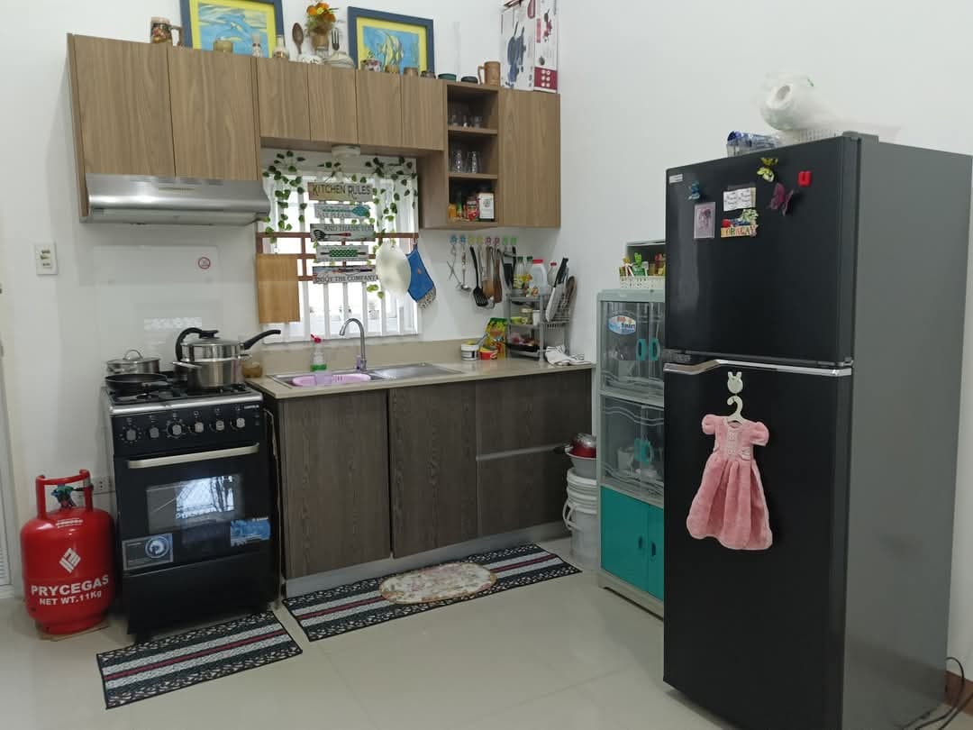 Not yet titled - photo 6